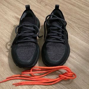 Allbirds Women Trail Runners Natural Black Size 7.5